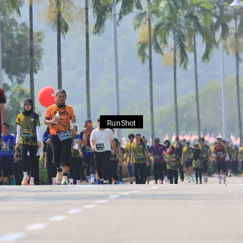 Runner Photo 7051657