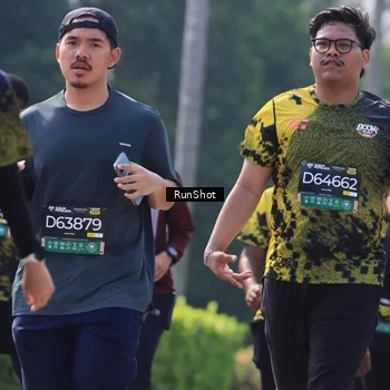 Runner Photo 7051673