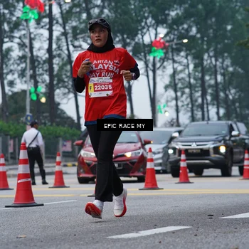 Runner Photo 7051684