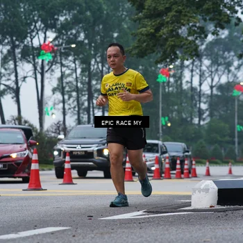 Runner Photo 7051697