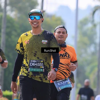 Runner Photo 7051699