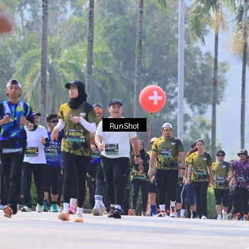 Runner Photo 7051714