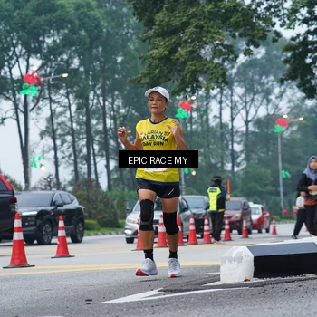 Runner Photo 7051716