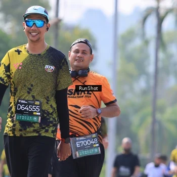Runner Photo 7051743
