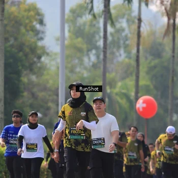 Runner Photo 7051759