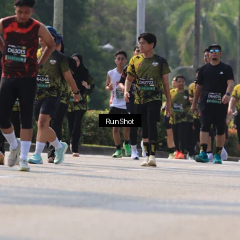 Runner Photo 7051770
