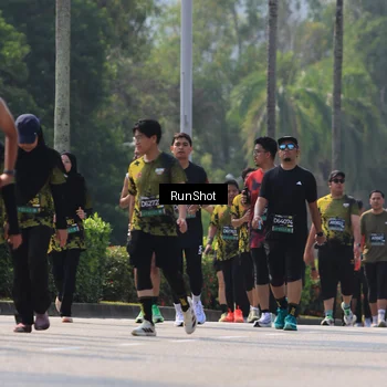Runner Photo 7051781