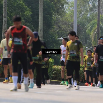Runner Photo 7051782
