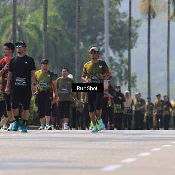 Runner Photo 7051785