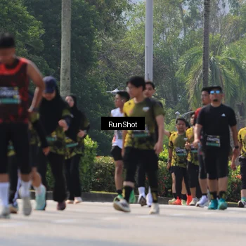Runner Photo 7051786