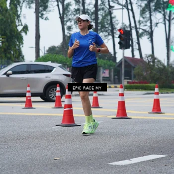 Runner Photo 7051792