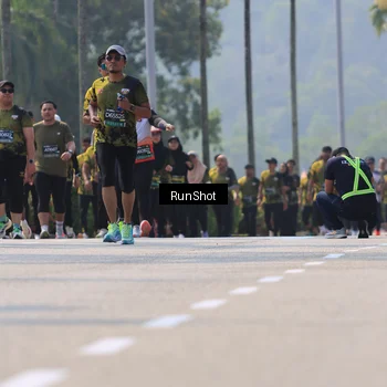 Runner Photo 7051799