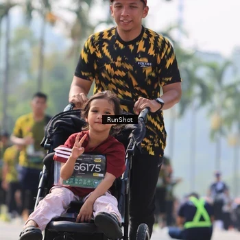 Runner Photo 7051804