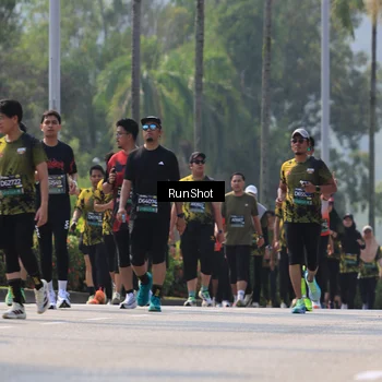 Runner Photo 7051812
