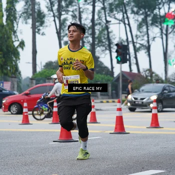 Runner Photo 7051815