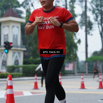 Runner Photo 7051819