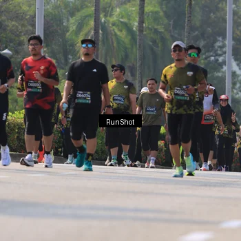 Runner Photo 7051820