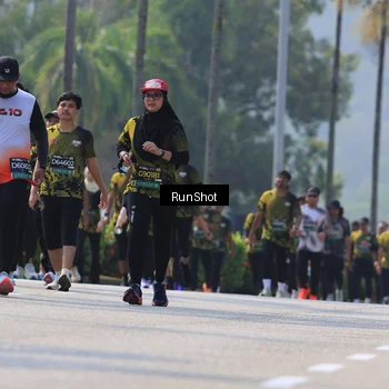 Runner Photo 7051825