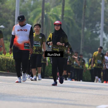 Runner Photo 7051829