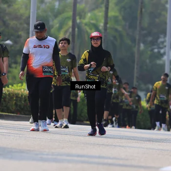 Runner Photo 7051836