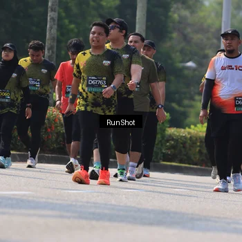 Runner Photo 7051844