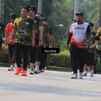 Runner Photo 7051853