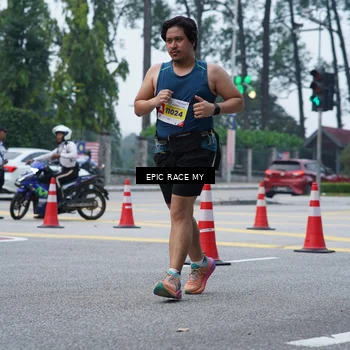 Runner Photo 7051855