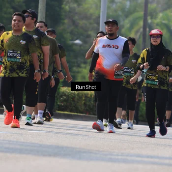 Runner Photo 7051860
