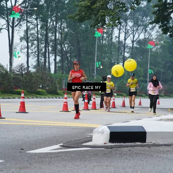 Runner Photo 7051862
