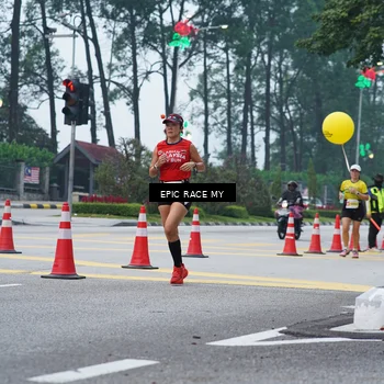 Runner Photo 7051874