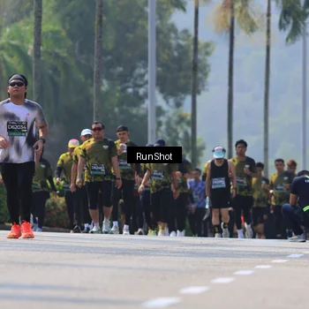 Runner Photo 7051875