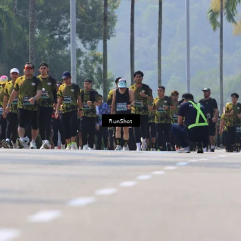 Runner Photo 7051888