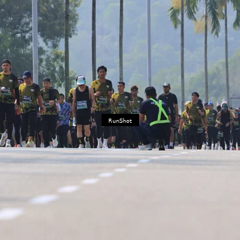 Runner Photo 7051889