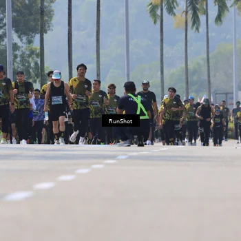 Runner Photo 7051894