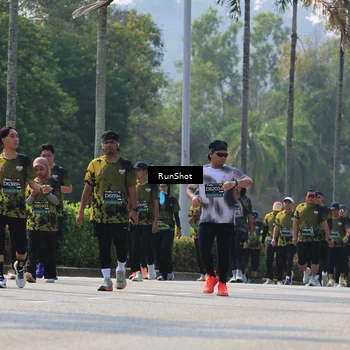 Runner Photo 7051897