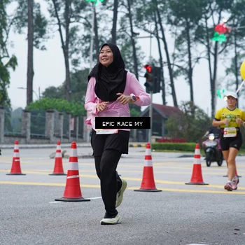 Runner Photo 7051898