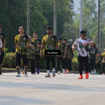 Runner Photo 7051916