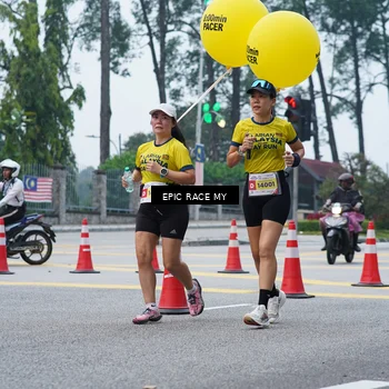 Runner Photo 7051919
