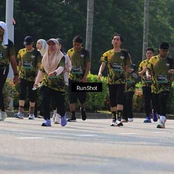 Runner Photo 7051920