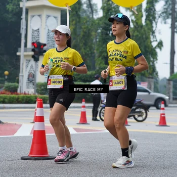 Runner Photo 7051924