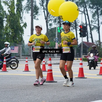 Runner Photo 7051925