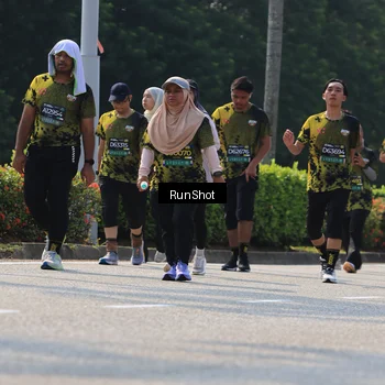 Runner Photo 7051927