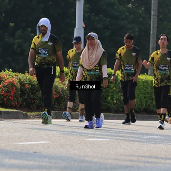 Runner Photo 7051929