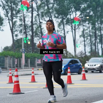 Runner Photo 7051954