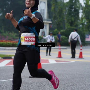 Runner Photo 7051981