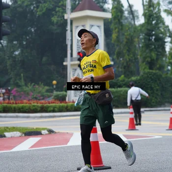 Runner Photo 7051989