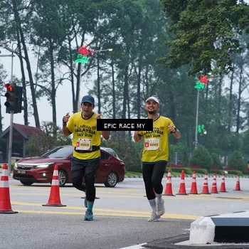Runner Photo 7052033