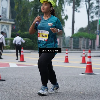 Runner Photo 7052038