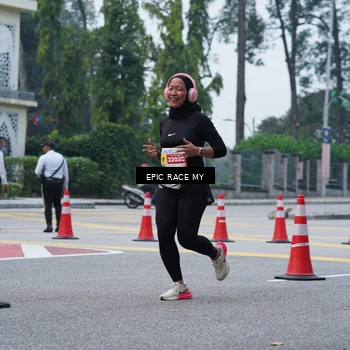 Runner Photo 7052053