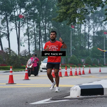 Runner Photo 7052059
